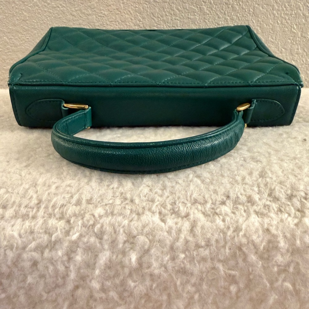 Givenchy Vintage Quilted Green Top-Handle Satchel with Gold Hardware - Picture 4 of 16